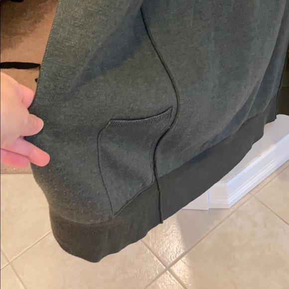 Lululemon Green Cardigan. Size Small - Picture 5 of 6